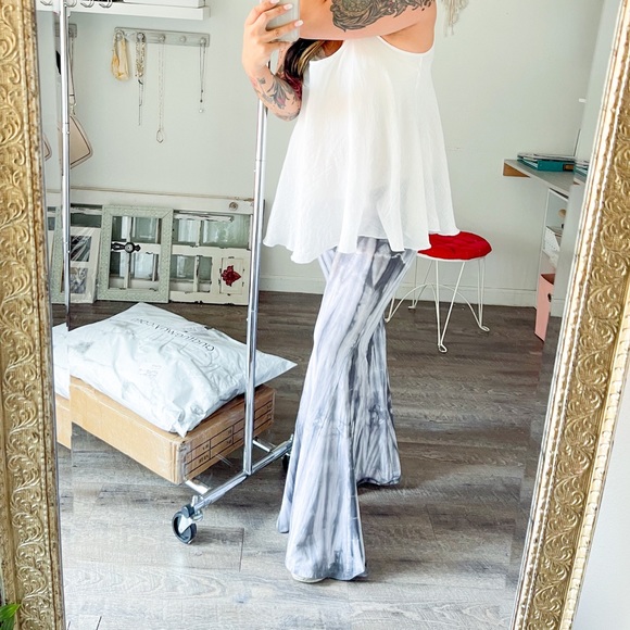 Grey Tie Dye Flare Pants - Picture 5 of 5